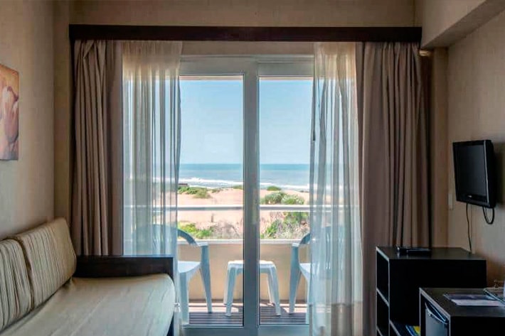 Suite estándar vista Mar sur. de Hotel Marcin